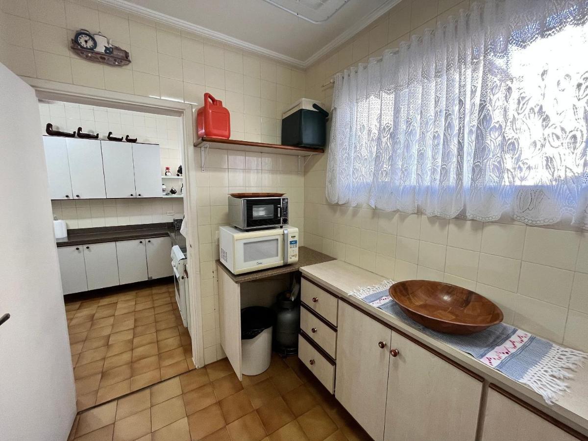 Super Aconchegante E Espacoso - Sacada Ampla E Perto Da Praia - Super Confortavel - Ap. 13 - Ed. Maison Du Parc Guarujá Dış mekan fotoğraf